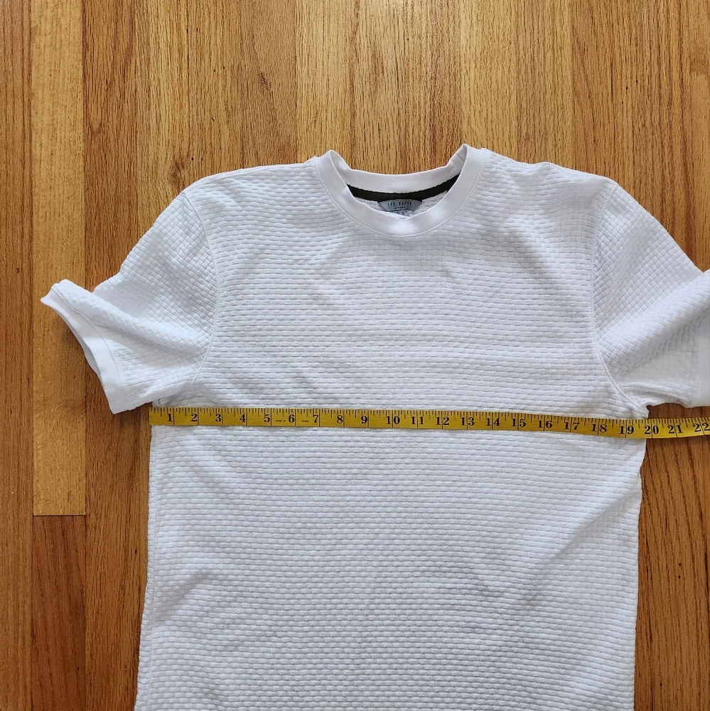 Ted Baker Basketweave Crewneck Shirt In White Size 3, U.S. Medium - Picture 5 of 11